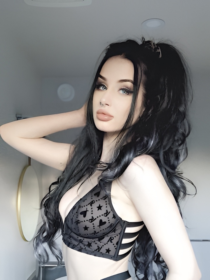 Снежанна привлекальеная девушка из Кызыла цена от 4000 руб