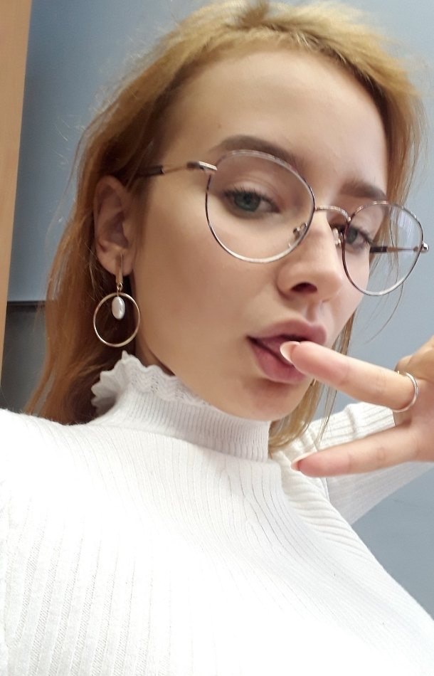 Лилиана привлекальеная девушка из Кызыла цена от 5000 руб