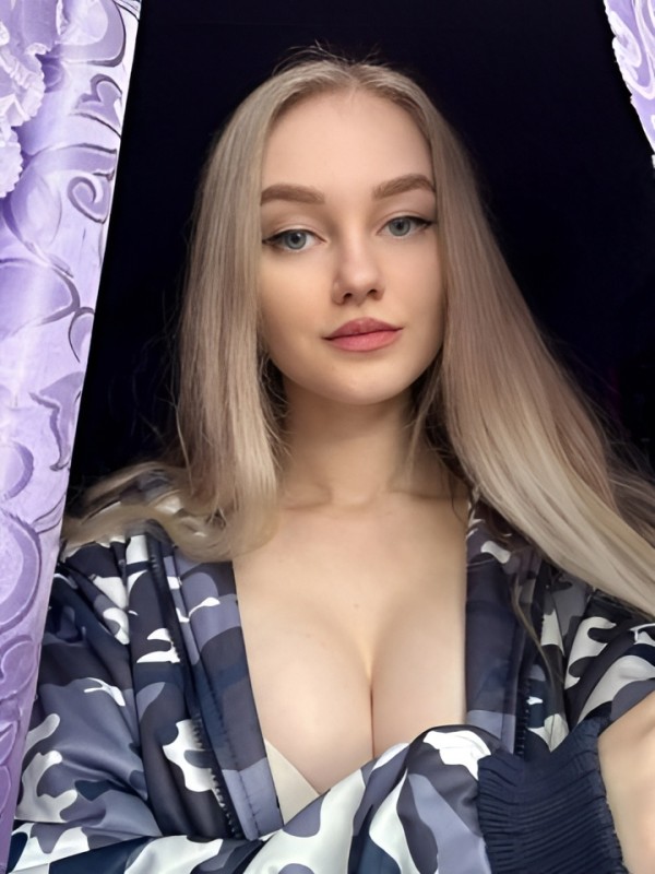 Эрика привлекательная девушка из Кызыла цена от 4000 руб